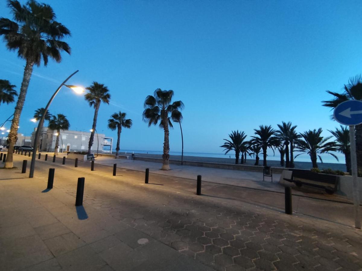 Beach Breeze Townhouse By The Beach Santa Pola Exterior photo